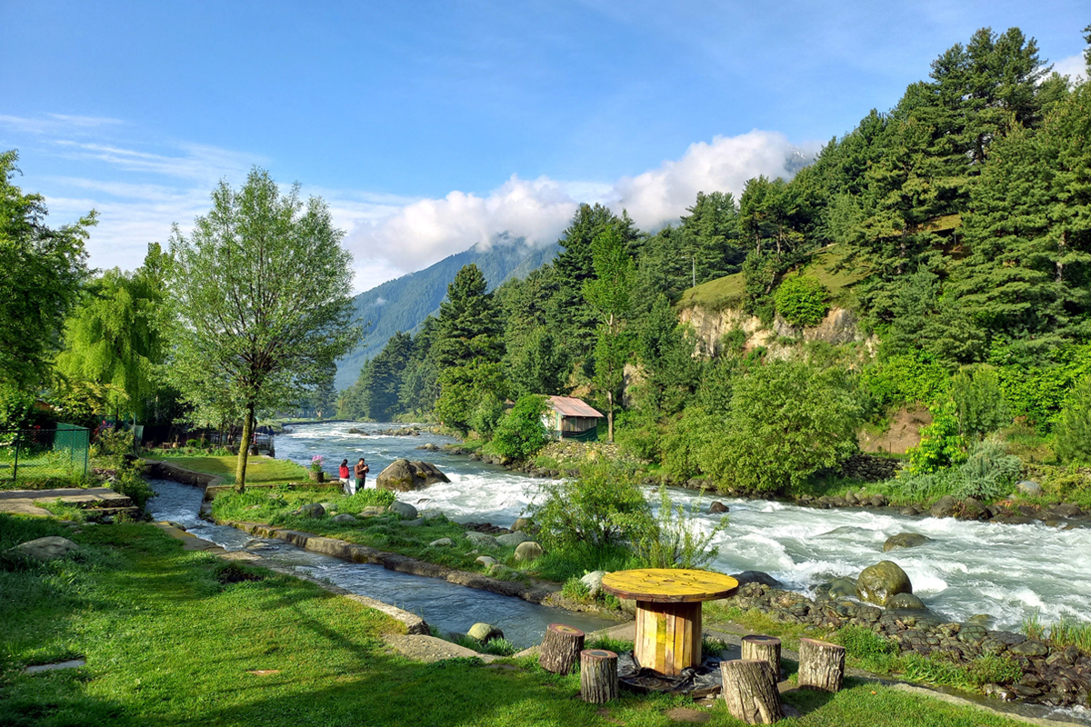 Betaab Valley Aru Valley Pahalgam